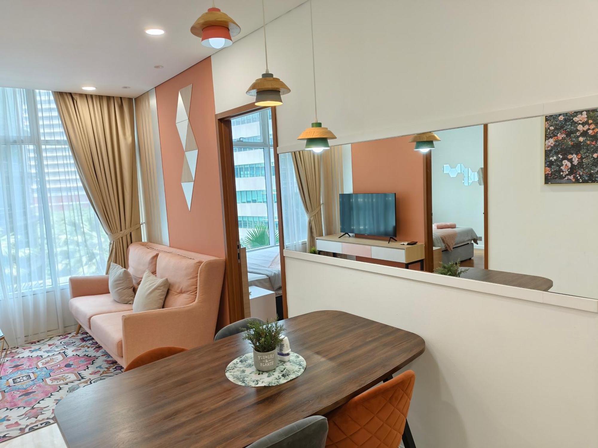 Sky Suites Klcc Apartment By Family Room Stay — Photos 3